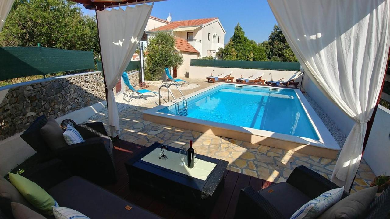 Apartment Bo&Dy With Private Pool Rogoznica  Zewnętrze zdjęcie