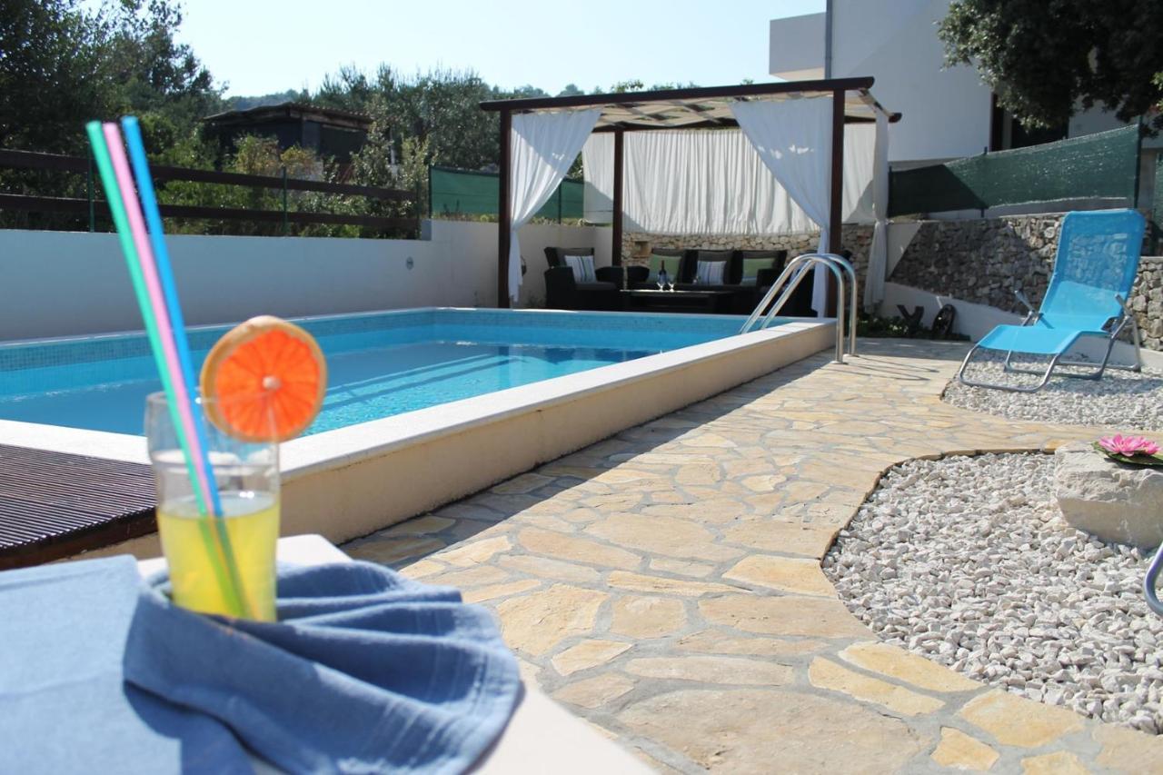 Apartment Bo&Dy With Private Pool Rogoznica  Zewnętrze zdjęcie
