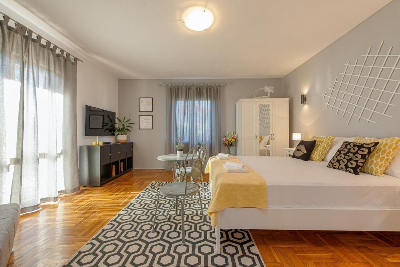 Apartment Bo&Dy With Private Pool Rogoznica  Zewnętrze zdjęcie