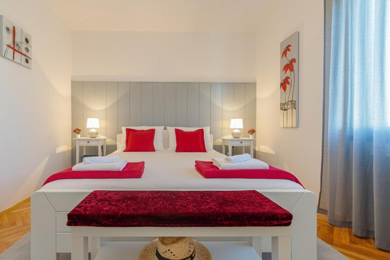 Apartment Bo&Dy With Private Pool Rogoznica  Zewnętrze zdjęcie