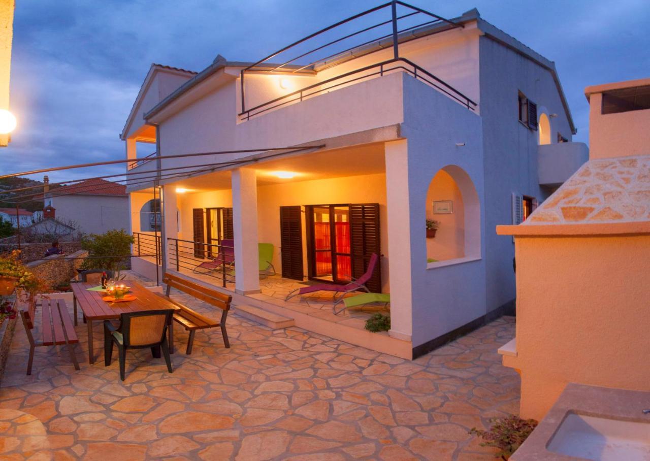 Apartment Bo&Dy With Private Pool Rogoznica  Zewnętrze zdjęcie
